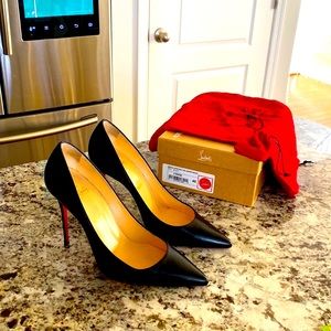 Black Décolleté . Wore a few times..showed bottoms in pic